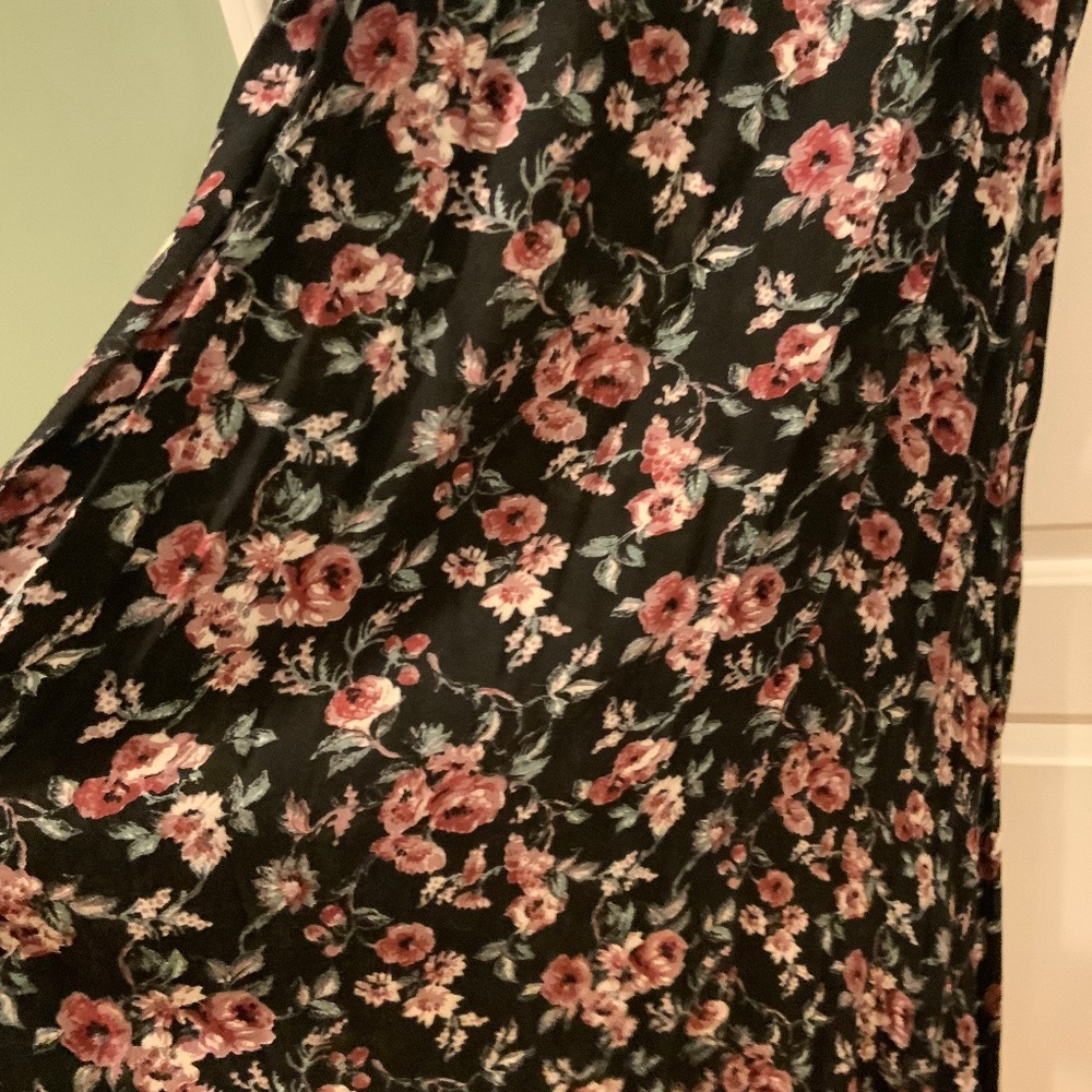Dress - Picture 2 of 7